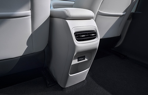 Rear Comfort Convenience
