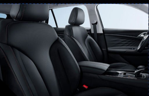 Premium Leather seats

